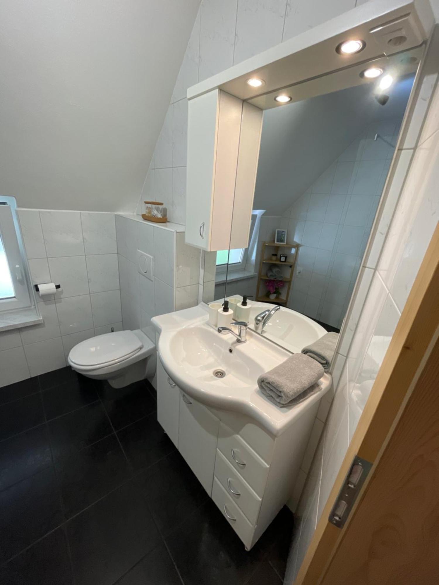 Apartment Tijana Nomenj Bagian luar foto